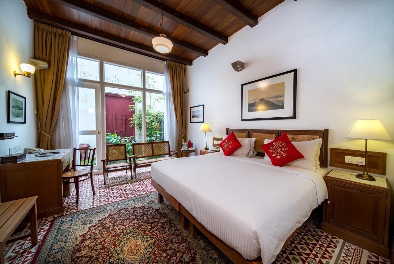 Nam Keng Hotel Penang Джордж Таун Екстериор снимка