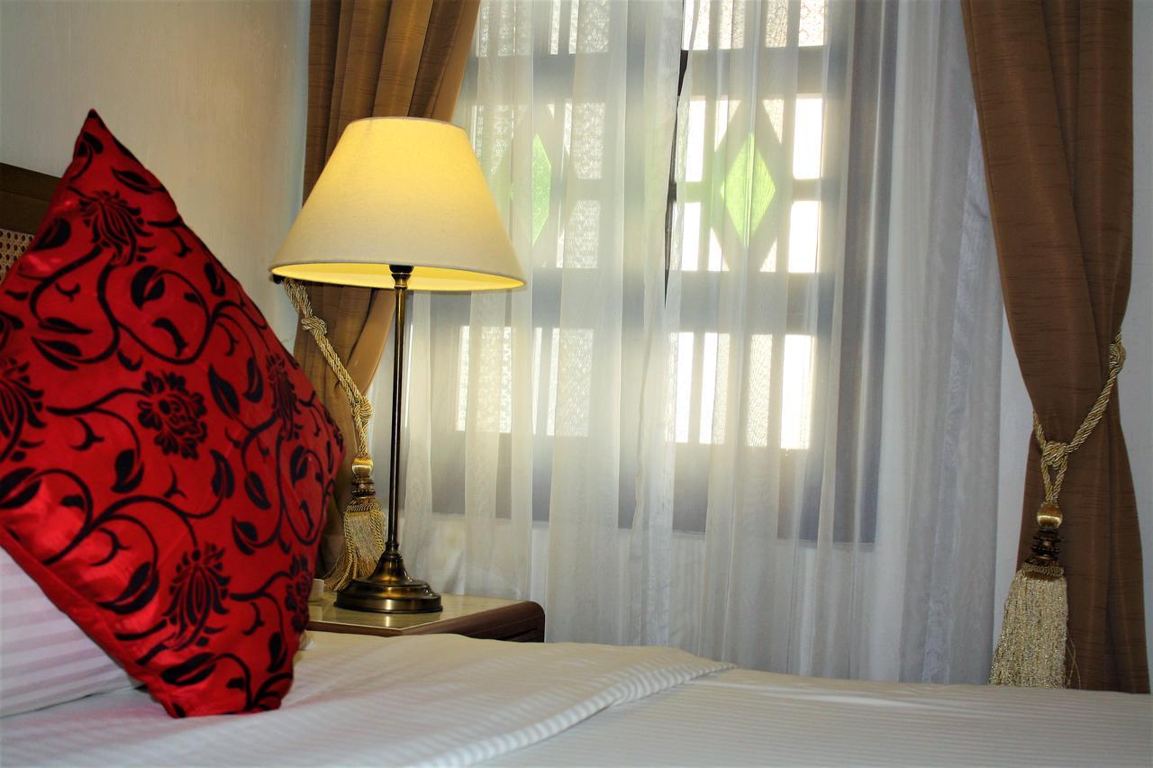 Nam Keng Hotel Penang Джордж Таун Екстериор снимка