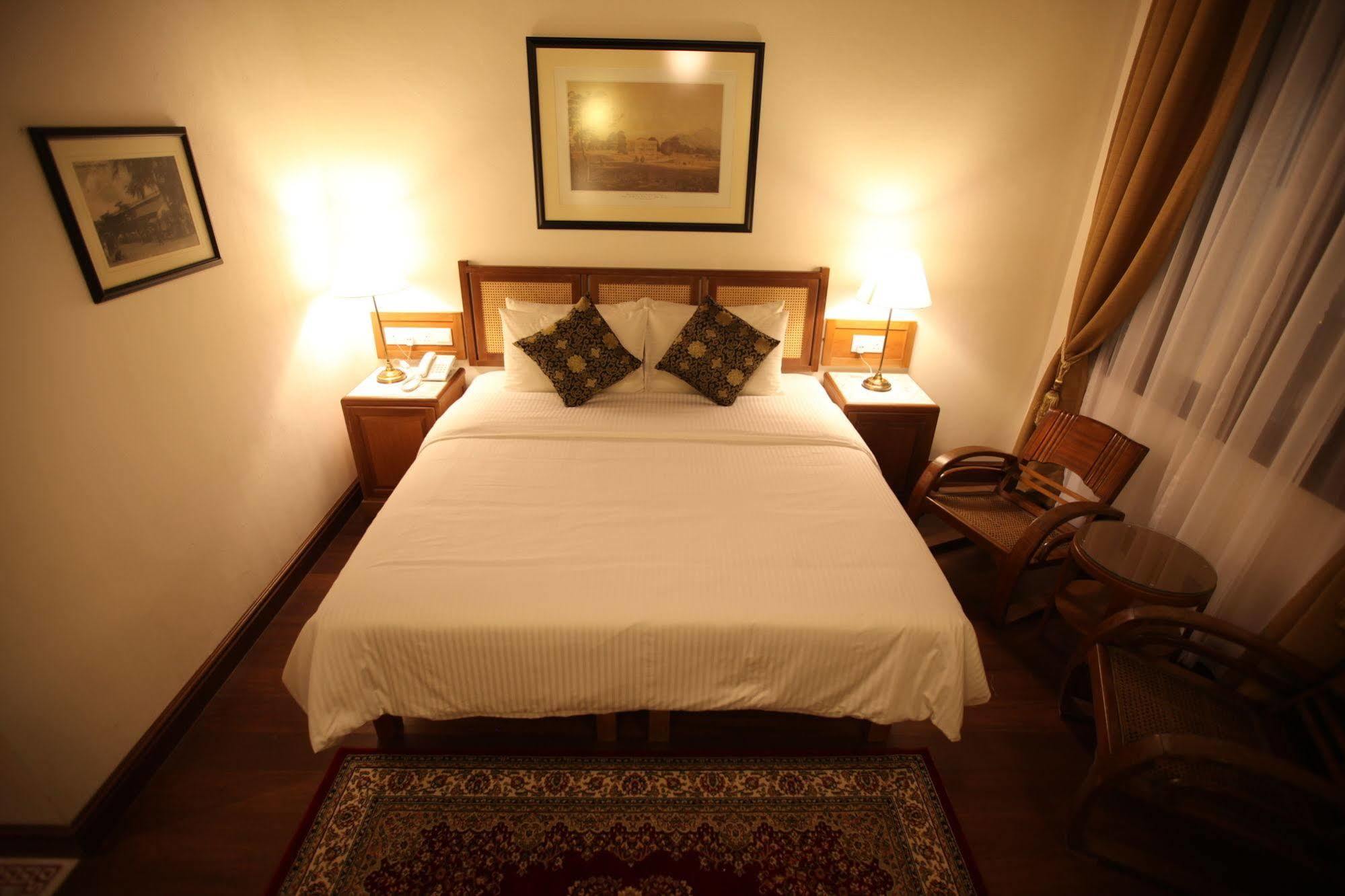 Nam Keng Hotel Penang Джордж Таун Екстериор снимка