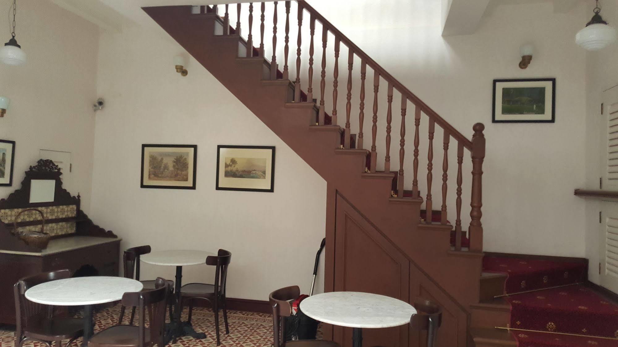Nam Keng Hotel Penang Джордж Таун Екстериор снимка